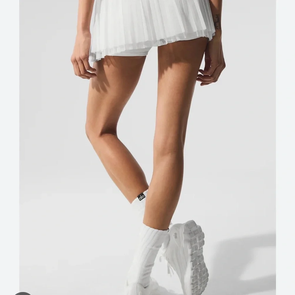 ALO Mesh Baseline Skirt Tennis Padel Pickleball WHITE